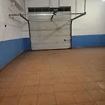 Sun And Townhouse El Duque 펜션