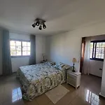 Sun And Townhouse El Duque * 아데제