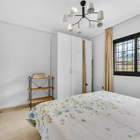 بيت للعطل Cozy Townhouse In أذيخي