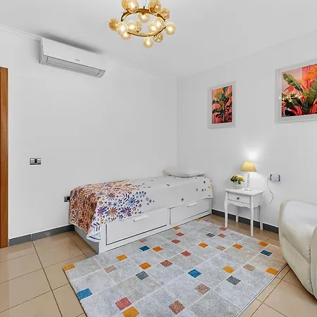 بيت للعطل Cozy Townhouse In أذيخي