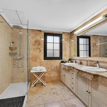 Cozy Townhouse In بيت للعطل أذيخي