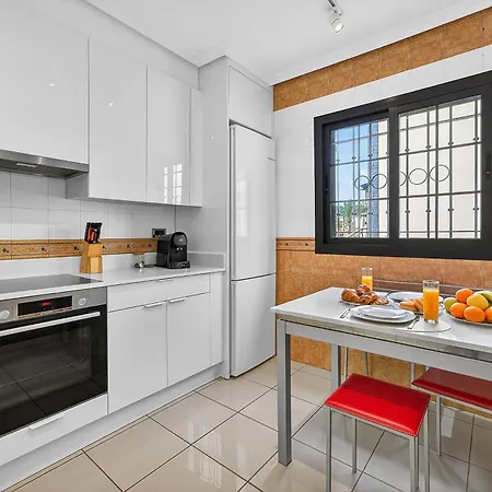 Cozy Townhouse In أذيخي