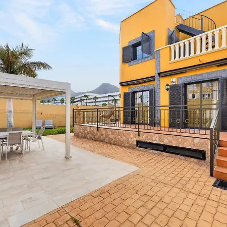 بيت للعطل Cozy Townhouse In أذيخي