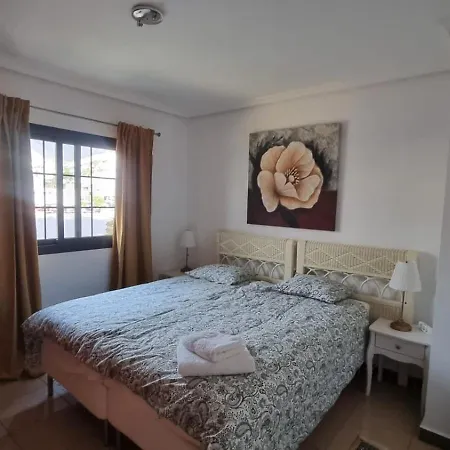 Sun And Townhouse El Duque