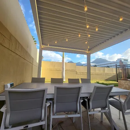 Cozy Townhouse In Holiday home Costa Adeje (Tenerife)